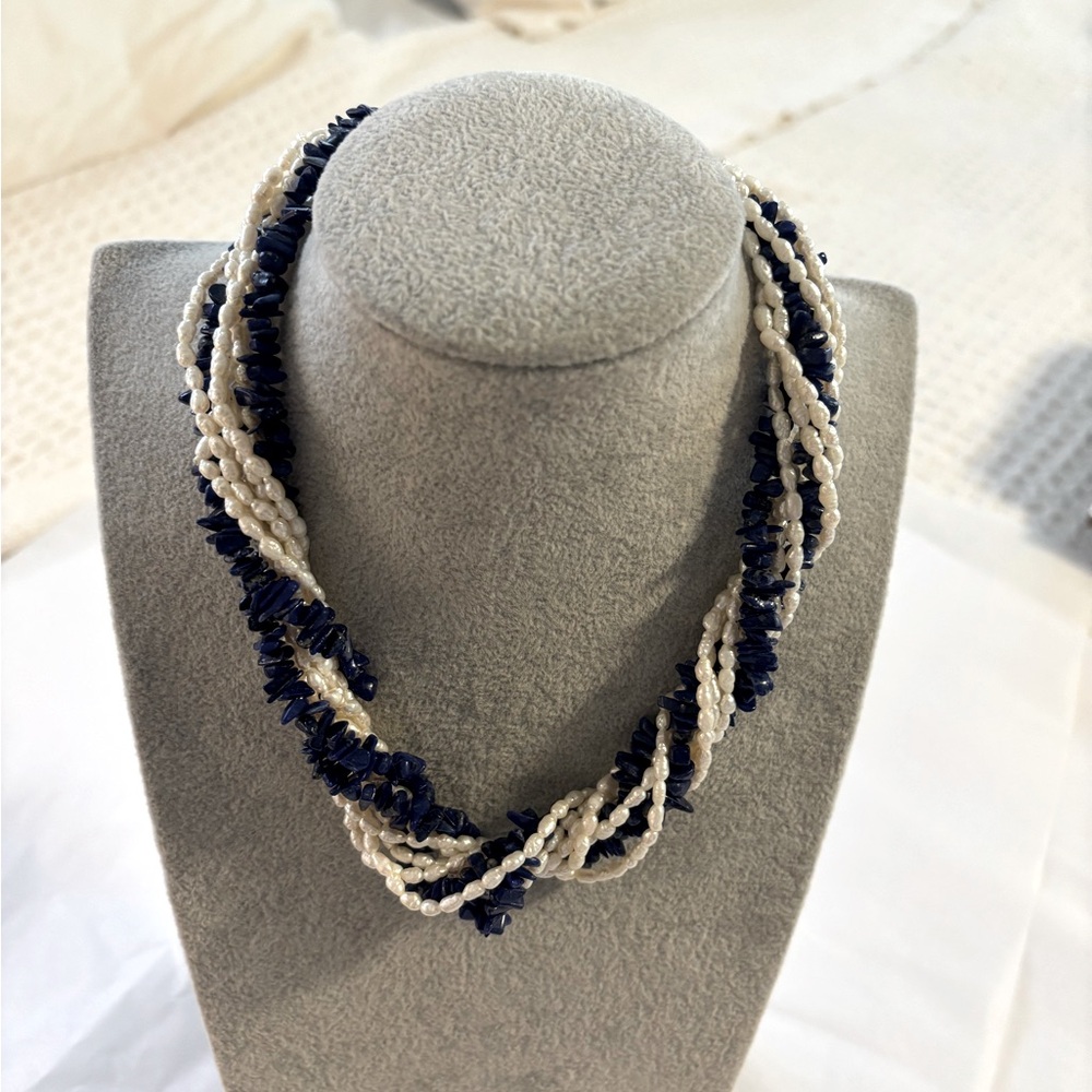 VINTAGE Elegant Rice Pearl and Lapis Necklace